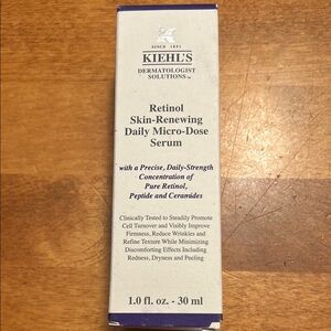 Kiehl's Retinol Skin-Renewing Daily Micro-Dose Serum